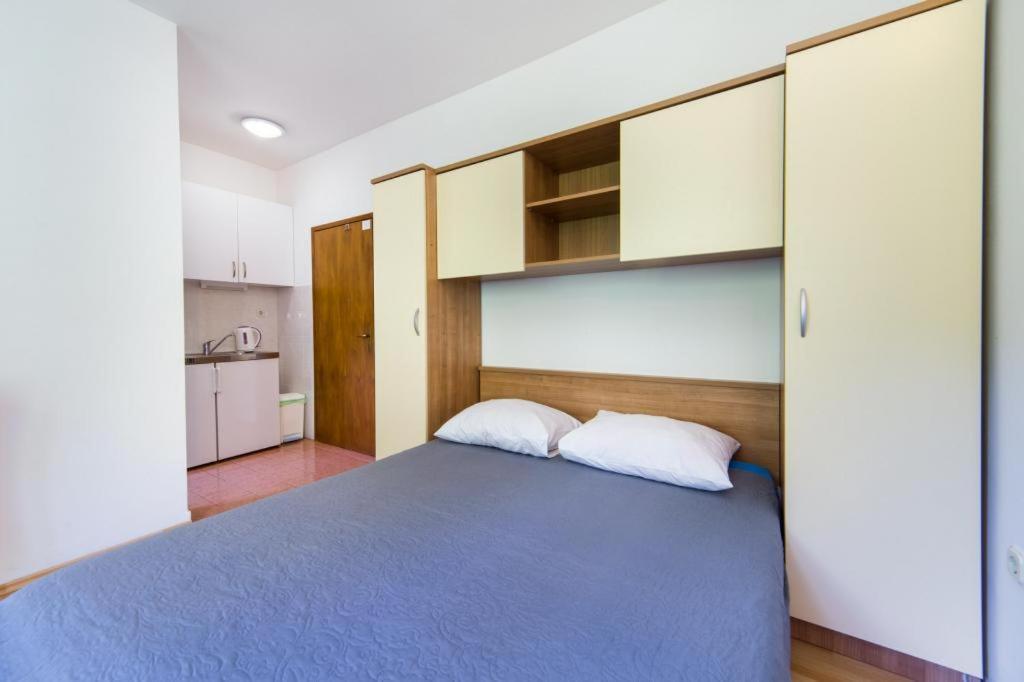 Apartments Slavena Gradac  Exterior photo